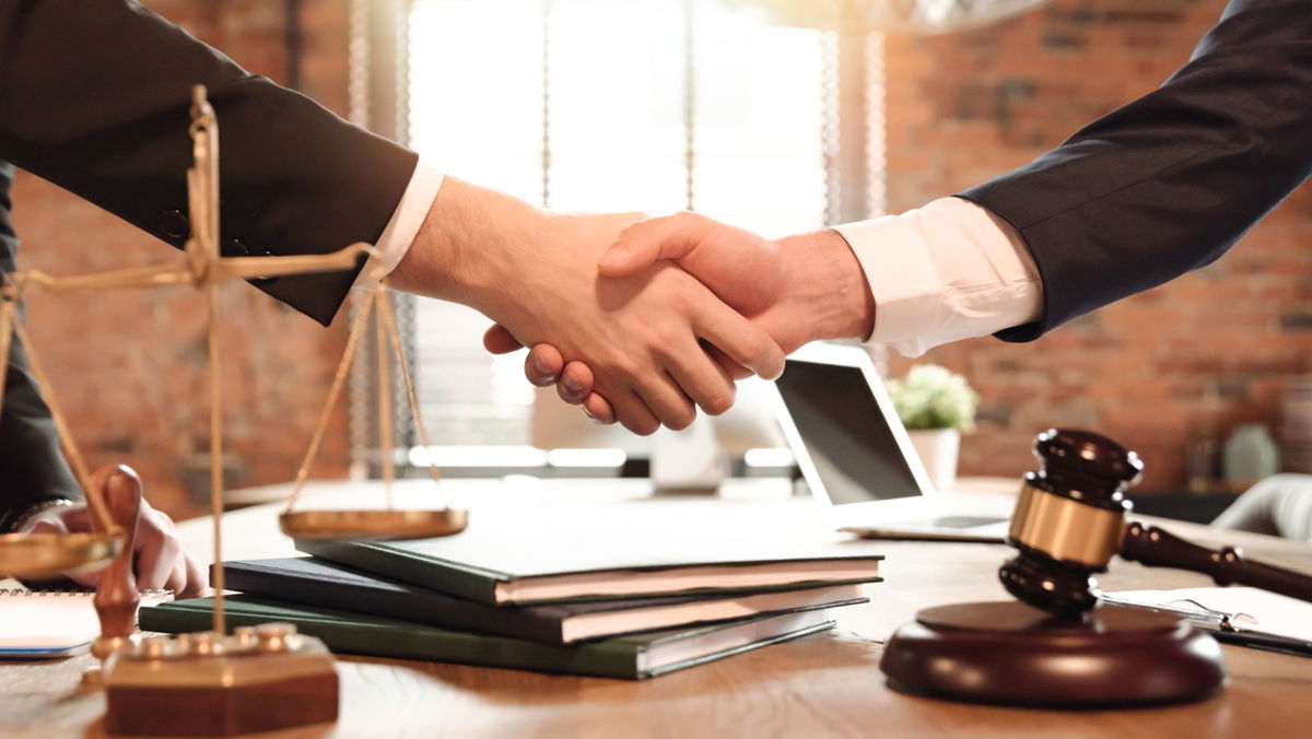 CORPORATE & BUSINESS LAW